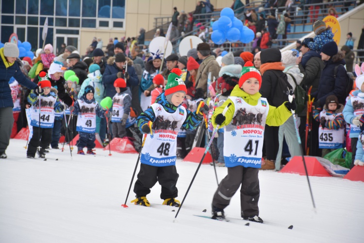 Более тысячи дошкольников вышли на лыжню в Красногорске