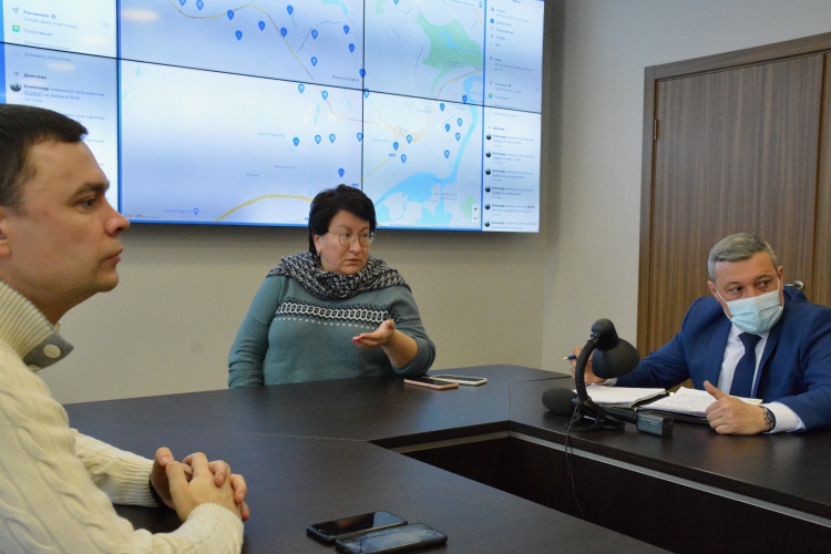 Эльмира Хаймурзина провела внеплановое заседание штаба по зимней уборке территории