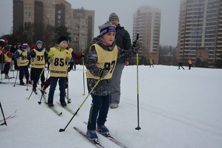 Трассы лыжного стадиона открыты для катания в Красногорске