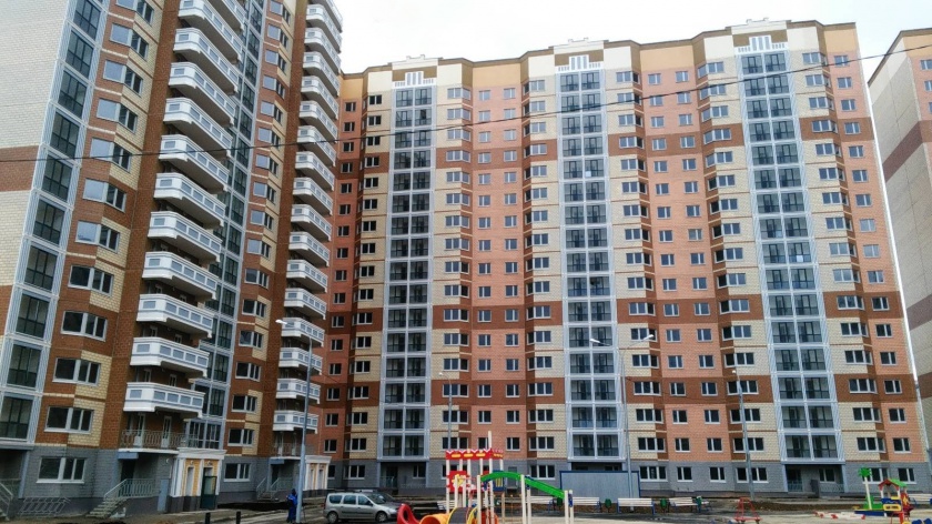 Более 200 тыс. рублей за навязанную услугу вернули с помощью Госжилинспекции жильцам высотки Домодедова