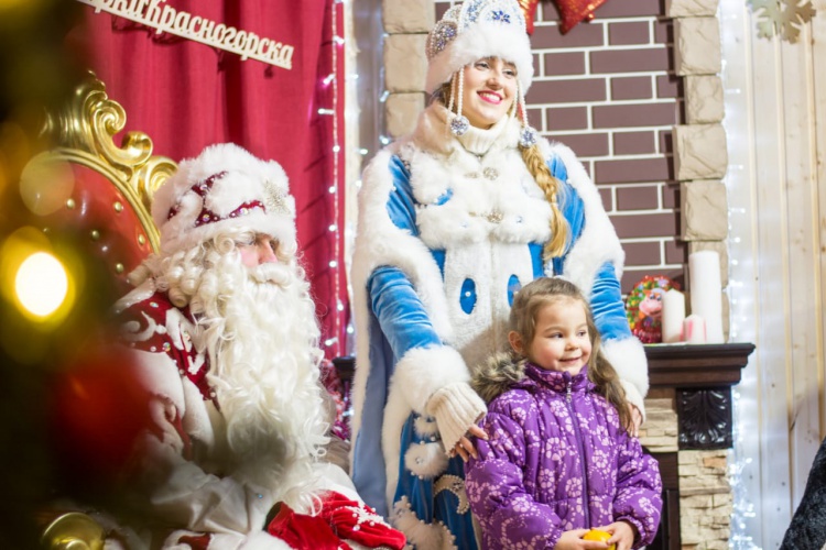 В Городском парке открылась Резиденция Деда Мороза