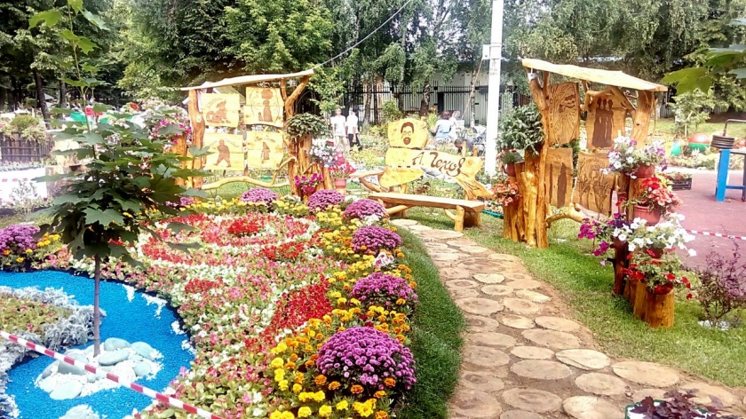 На фестивале «Цветы Подмосковья» зафиксировано рекордное количество цветов и посетителей