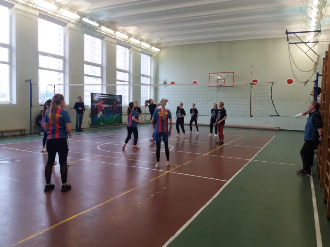 В Красногорске стартовал турнир по волейболу среди девочек