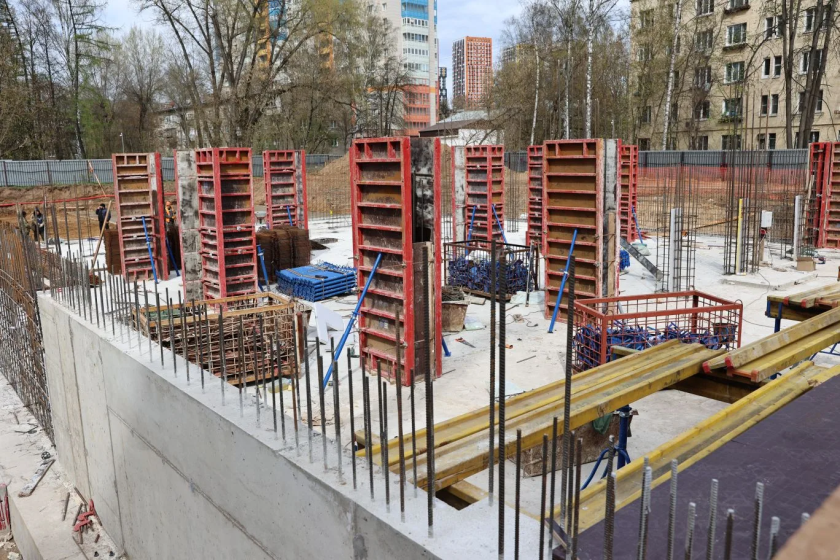 Дмитрий Волков рассказал о ходе реконструкции гимназии №7 в Красногорске