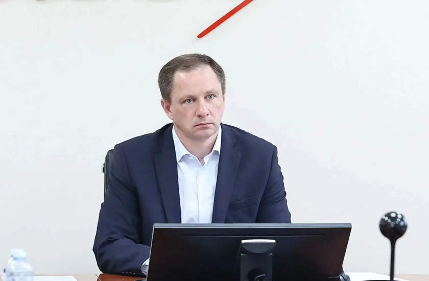 Дмитрий Волков принял участие в совещании Губернатора