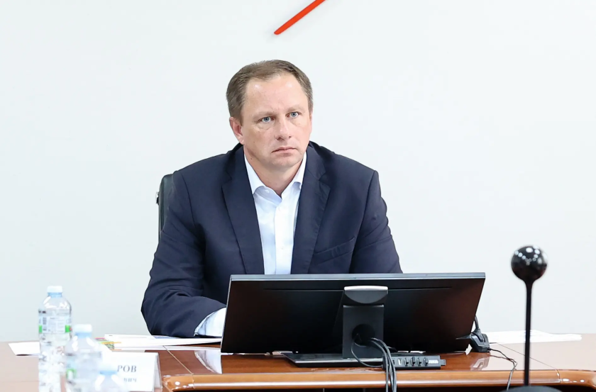 Дмитрий Волков принял участие в еженедельном совещании Губернатора по вопросам работы с жителями и перевода МКД