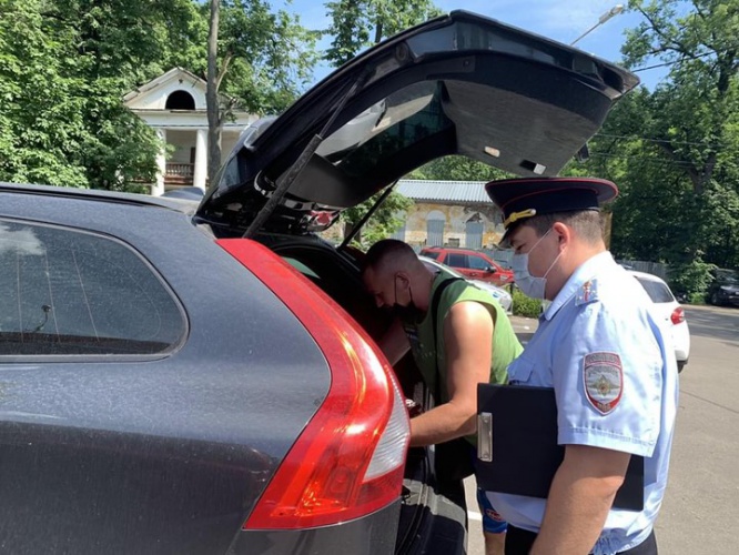 ГИБДД Красногорска проводит осмотр автомобилей, задействованных в работе избирательных комиссий
