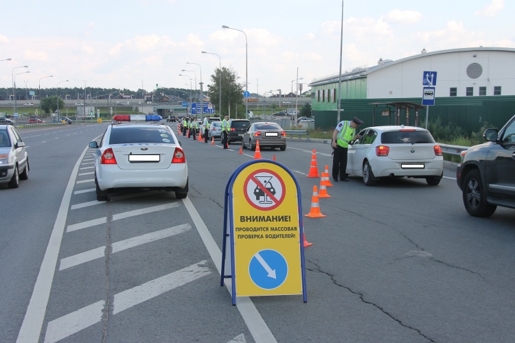 В июне месяце продолжится проведение тематических проверок водителей на территории городского округа Красногорск