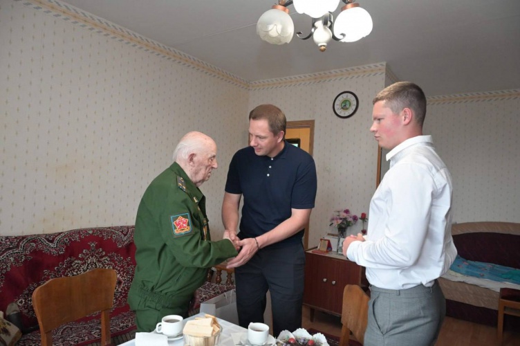 Дмитрий Волков поздравил красногорцев с Днем Военно-воздушных сил России