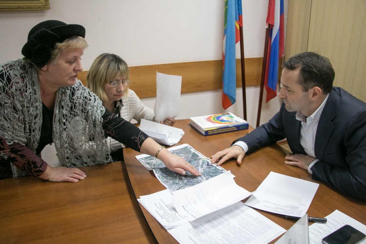 Михаил Сапунов провёл приём граждан по личным вопросам