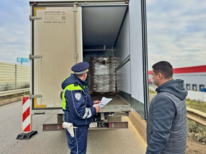 Госавтоинспекция усиливает контроль за большегрузным транспортом