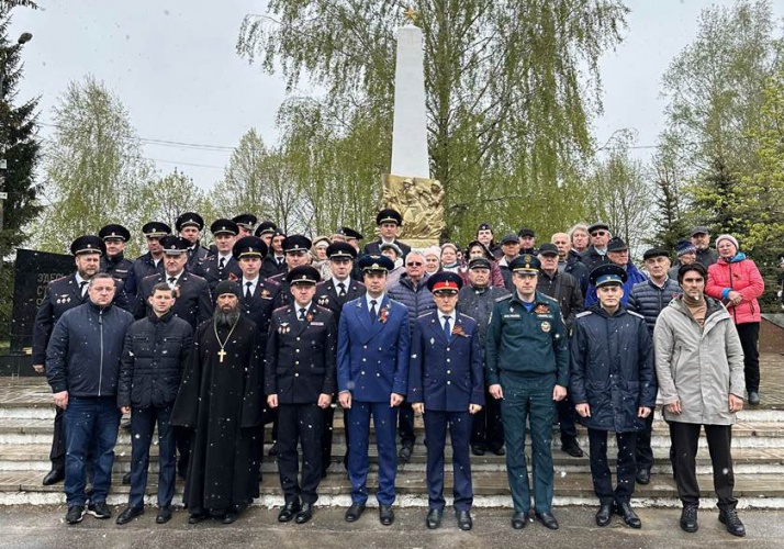 В Красногорске полицейские и общественники приняли участие в торжественном мероприятии, посвященном Дню Победы