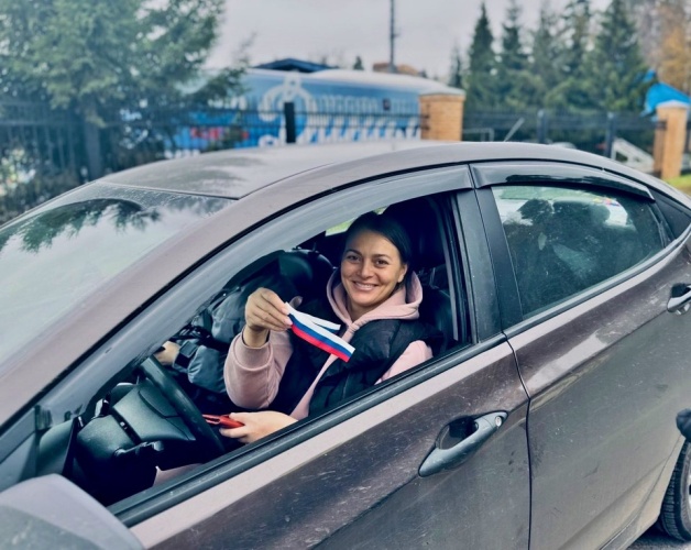 Госавтоинспекция поздравила с Днем народного единства, напомнив о безопасности