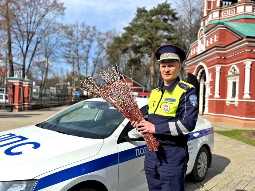 В праздник Вербного воскресенья, особое внимание уделяется пожилым людям