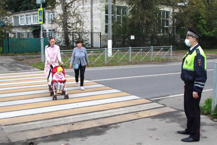 «Пешеход» - автоинспекторы Красногорска проводят профилактические рейды