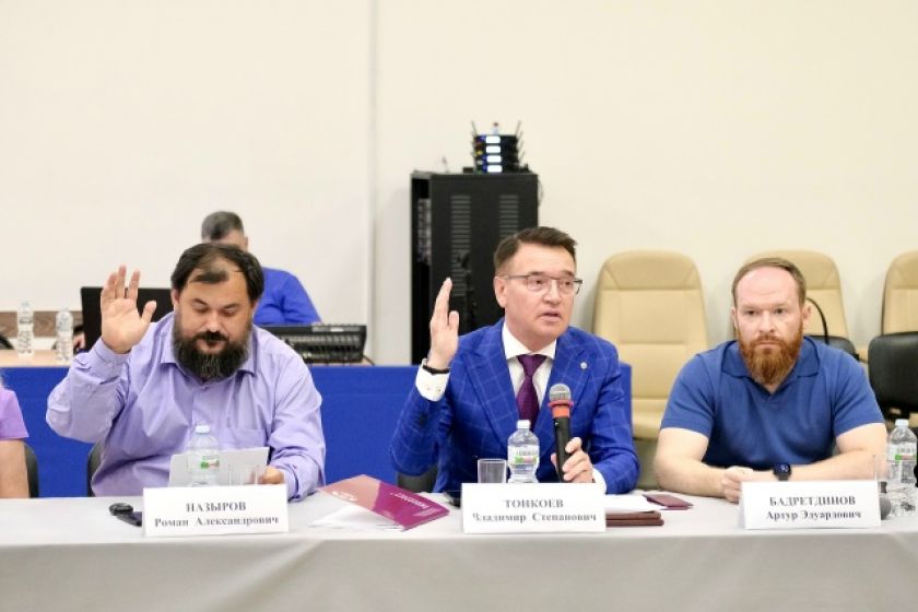 Пять месяцев в делах: красногорские общественники отчитались о гуманитарных отгрузках и взяли под контроль экологию города