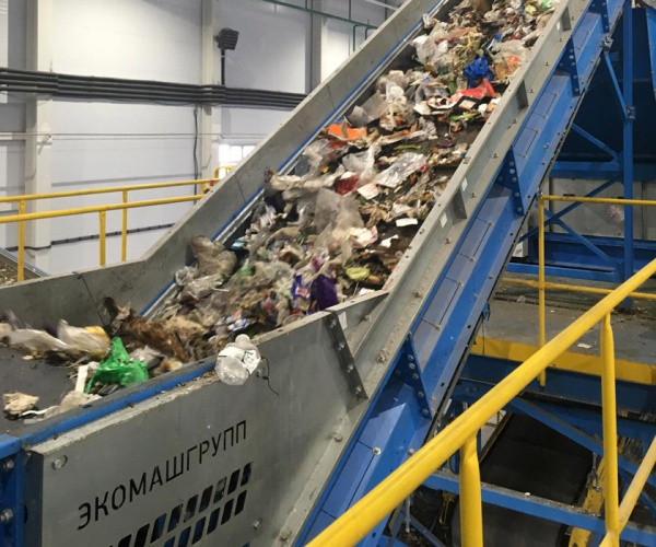 Активисты областного ОНФ совместно с управдомами  проинспектировали работу комплекса по переработке отходов