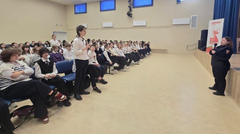 Полицейские в Красногорске провели разъяснительную работу в местных школах