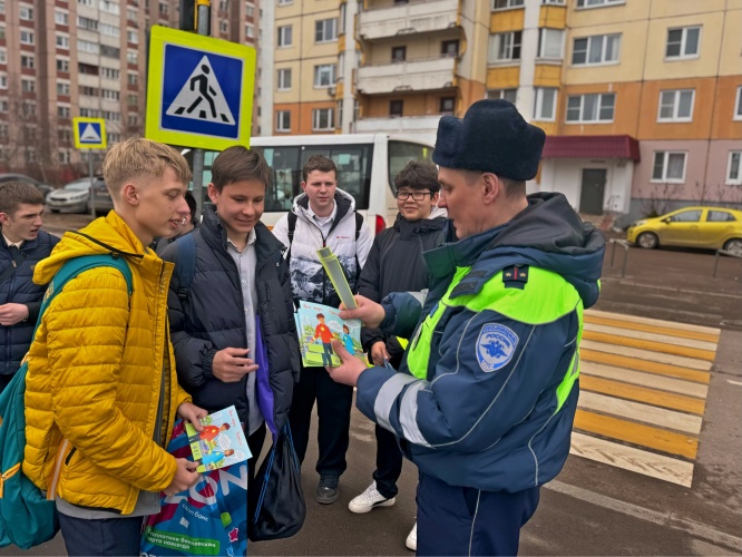 СТАНЬТЕ ЯРЧЕ И ЗАМЕТНЕЕ! ЗАСВЕТИТЕСЬ!