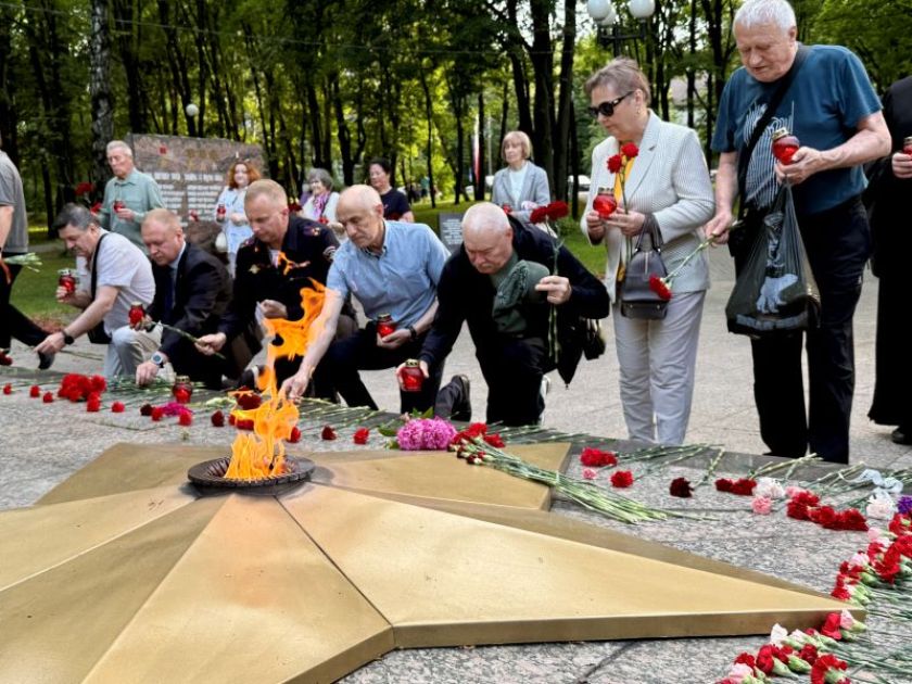 В Красногорске полицейские и общественники приняли участие в мероприятиях, посвящённых Дню памяти и скорби