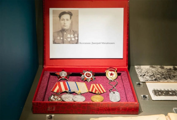 Более 70 раритетов о героях битвы за Москву представили в Музее Победы