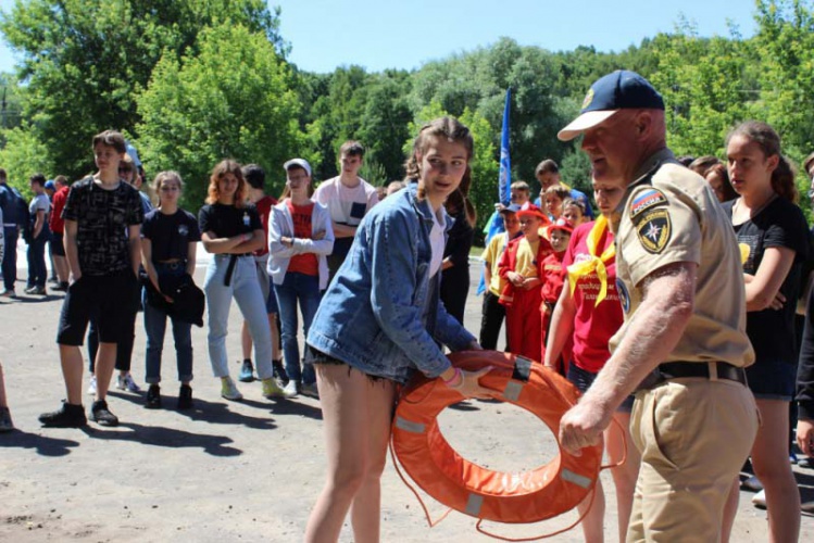 В Московской области 40 тысяч детей прошли обучение в рамках акции «Научись плавать»