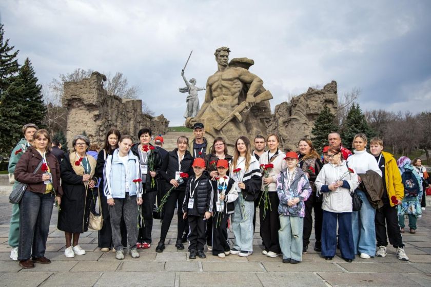 Стартовал юбилейный, пятый сезон совместного социально-патриотического проекта Государственного фонда «Защитники Отечества» и Российских железных дорог «Своих не бросаем!»