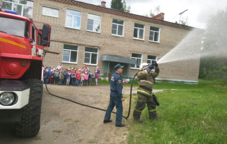В детских лагерях Московской области стартуют уроки безопасности