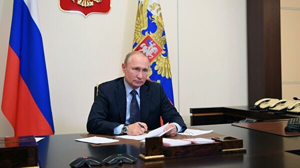 Президент России Владимир Путин выступил с обращением к россиянам