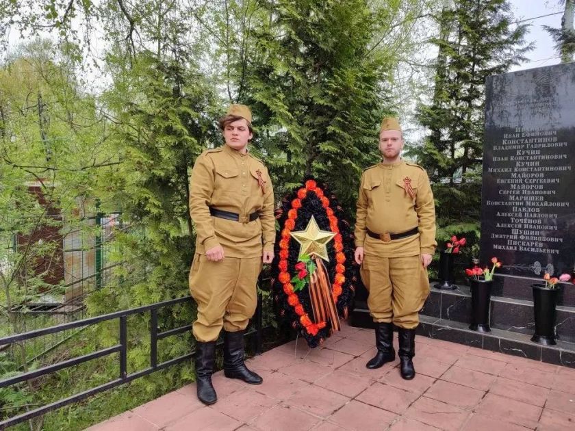 В деревне Воронки состоялось торжественное мероприятие у памятника землякам, погибшим в годы Великой Отечественной войны