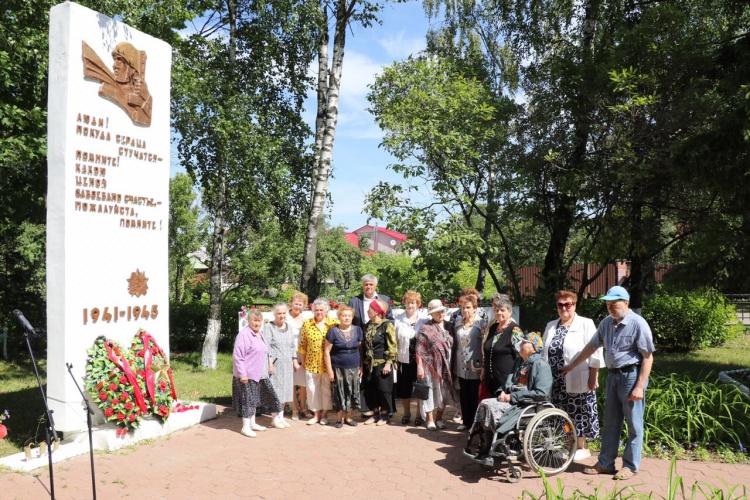 Жители Отрадненского почтили память павших героев Великой Отечественной войны