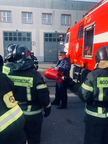 Итоговый экзамен сдали пожарные, водители и командиры отделения в Красногорске