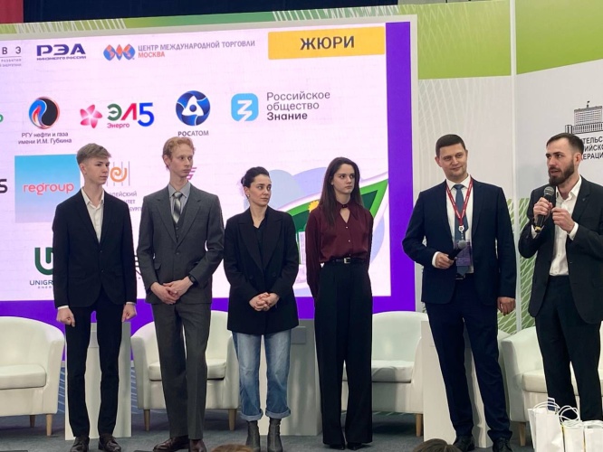 На РЭН-2025 названы призеры V Всероссийского конкурса «Возобновляемая энергия планеты»