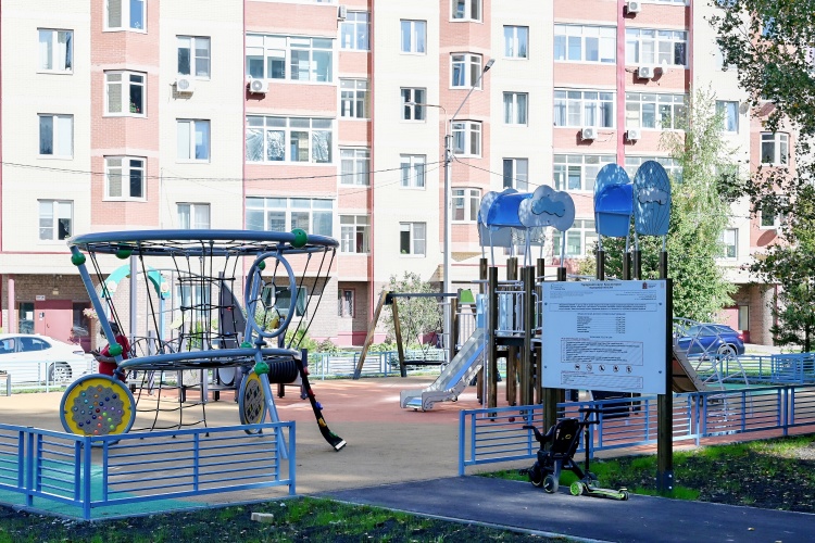 В Красногорске открыли новую детскую площадку