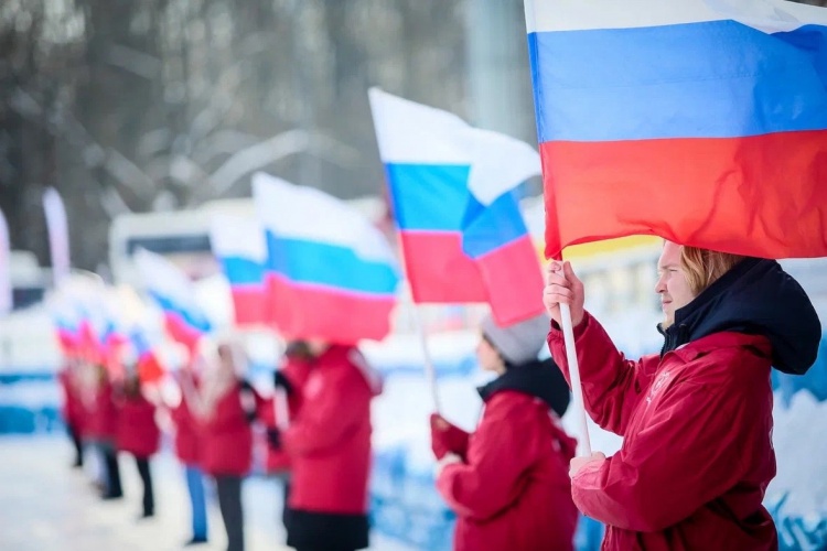 Первый день заездов  Личного Чемпионата России по ледовым мотогонкам в Красногорске