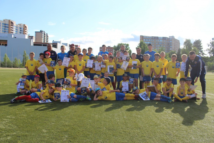 Красногорский Zorky Camp приглашает юных футболистов