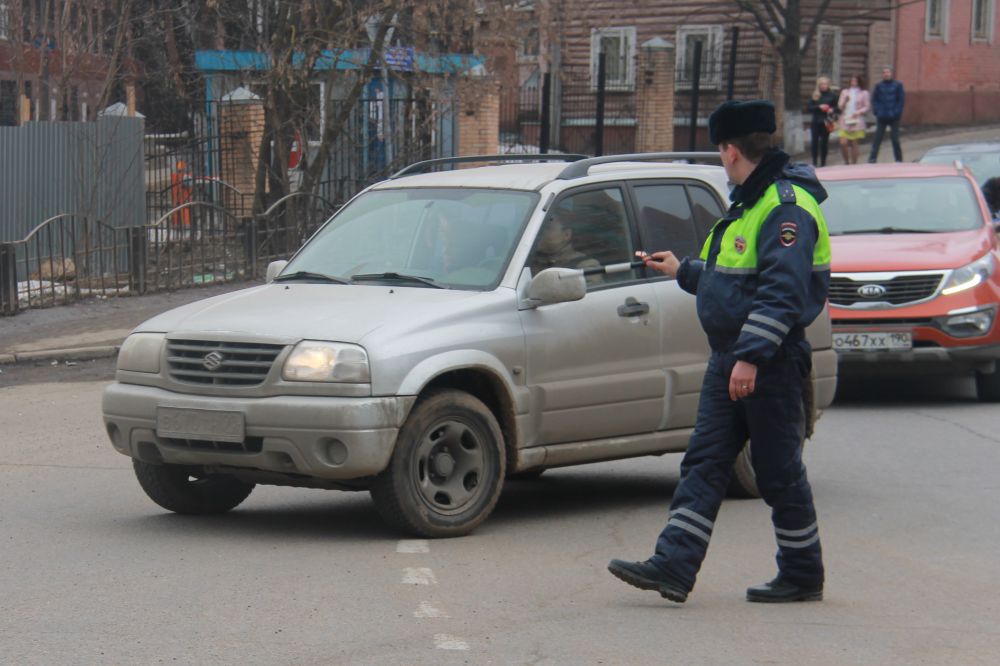 "Ах он гадкий, ах он грязный!" - рейд "Чистый автомобиль состоялся в Красногорске