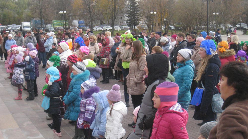19 октября в Красногорске на площади ДК "Подмосковье" состоялась третья встреча в рамках проекта "Вместе", посвящённая Празднику сладостей