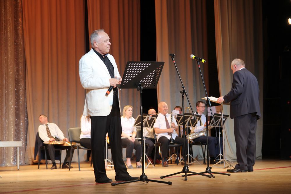 Во Дворце культуры «Подмосковье» состоялся вечер ретро-музыки «Под звуки духового оркестра»