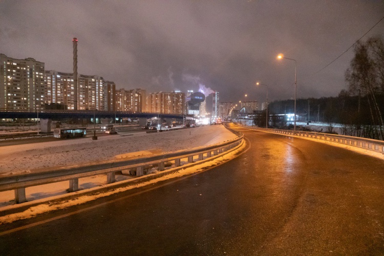 Рабочее движение открыто по разворотной эстакаде в Павшинской пойме