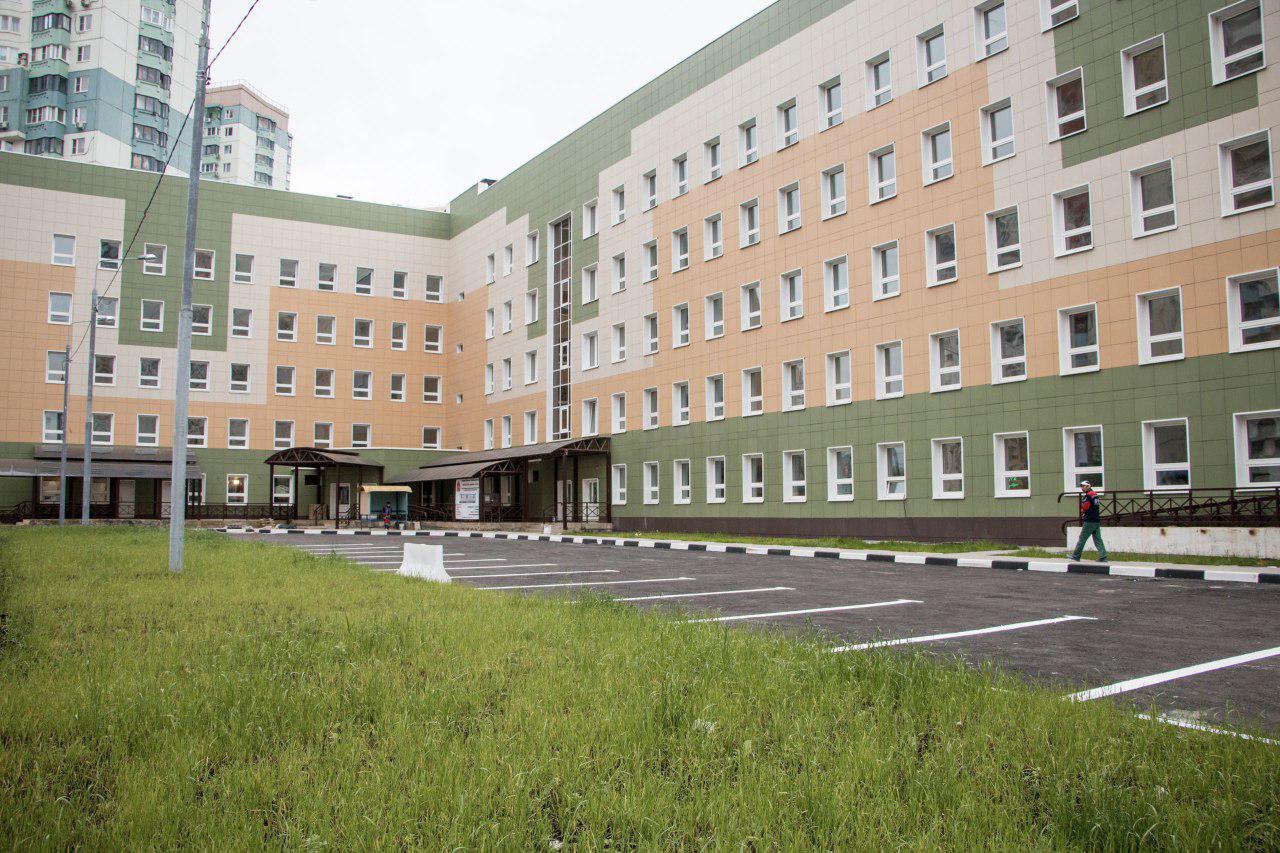 Строящаяся в Красногорске поликлиника в Павшинской пойме оснащена оборудованием для офтальмологии на сумму 11 миллионов рублей