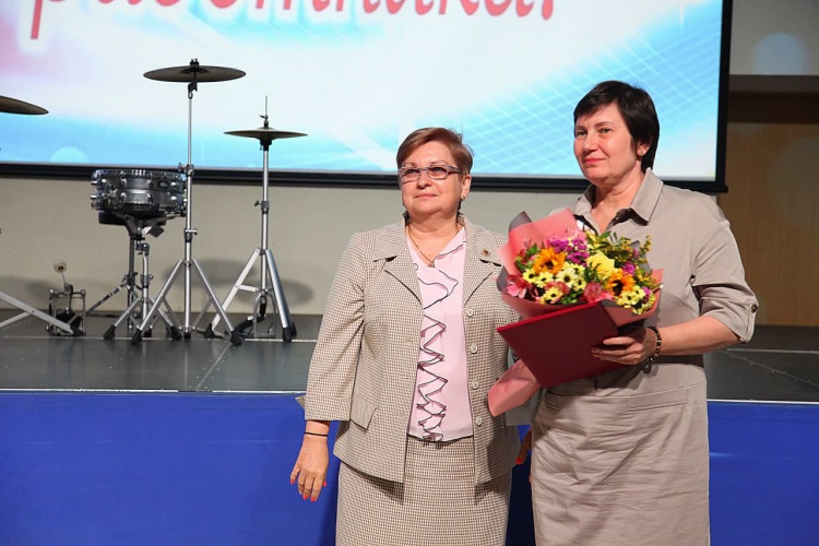 Красногорских медиков поздравили с профессиональным праздником