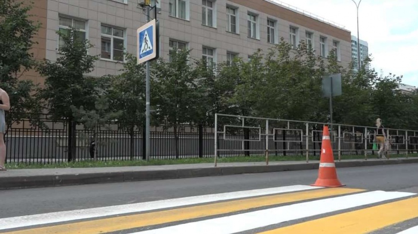 Разметку пешеходных переходов у соцобъектов обновят в Красногорске к началу учебного года
