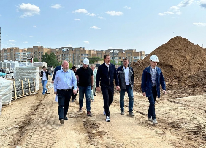 Строительство школы на 1500 мест в ЖК «Ильинские луга» идет по графику