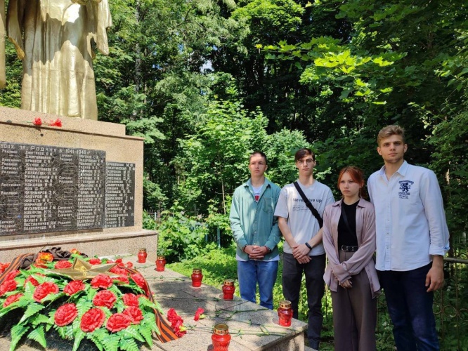 Акция «Свеча памяти» прошла в Красногорске
