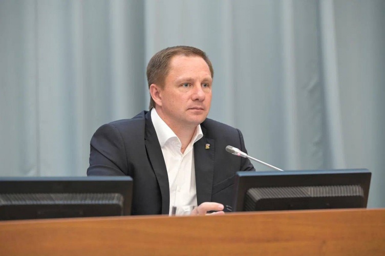 Дмитрий Волков провел оперативное совещание