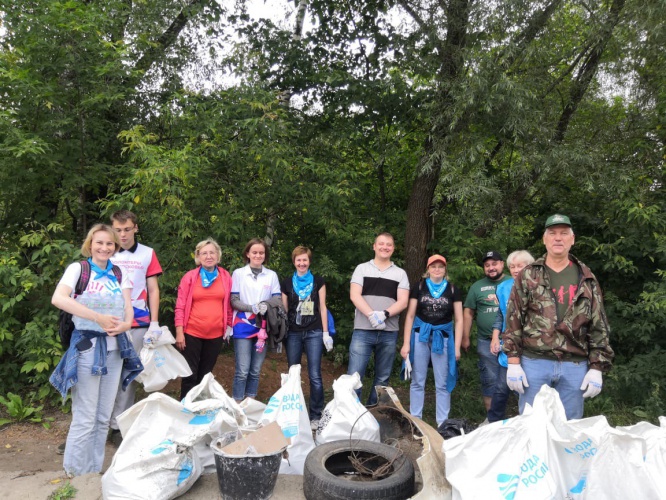 Свыше 7 кубометров мусора собрали в ходе субботника в Красногорске