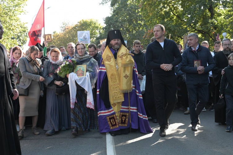 Свыше 3500 человек приняли участие в XII Елисаветинском крестном ходе