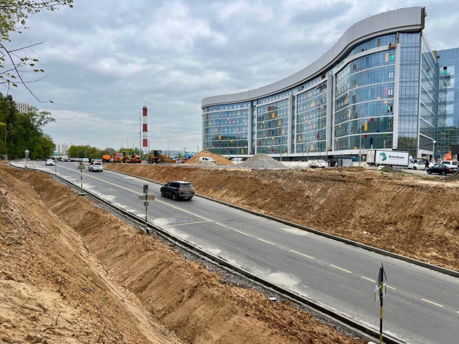 В Красногорске завершилось строительство подъездной дороги к новому детскому клиническому центру им. Л.М. Рошаля 
