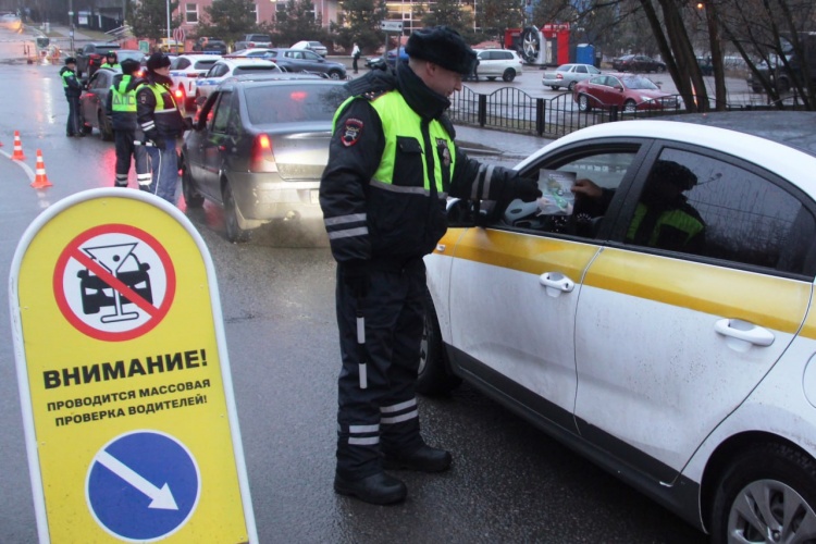 Водителям Красногорска напомнили об опасности управления автомобилем в нетрезвом виде